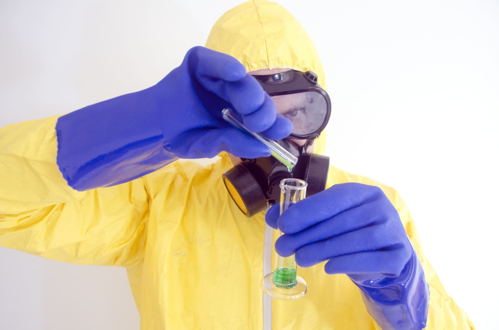 クロスのアスベスト 健康リスクや除去手順を解説